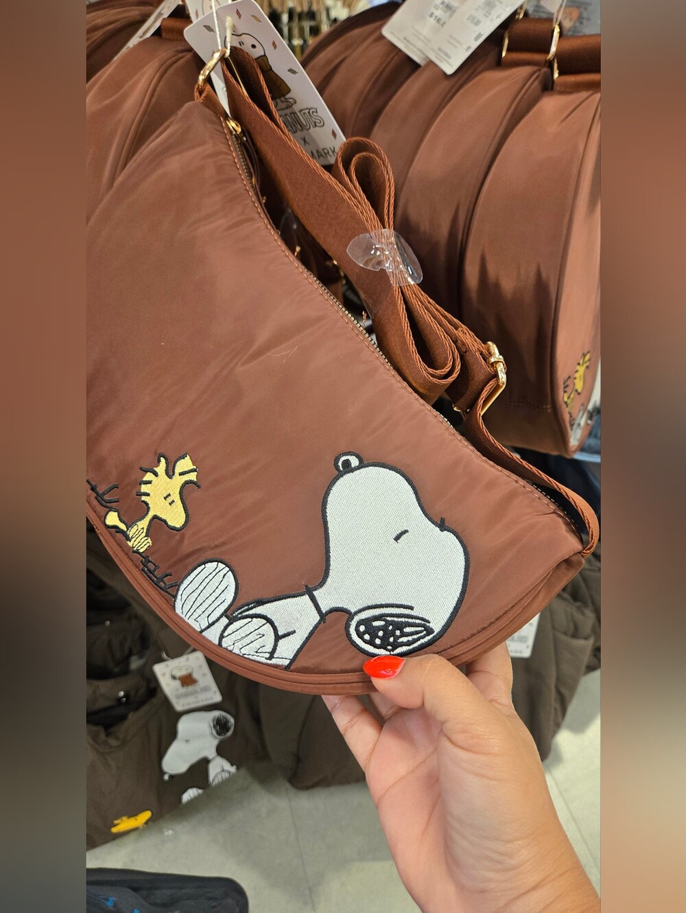 Peanuts Brown Snoopy Crossbody Bag with Woodstocks. Primark Price Firm - Picture 3 of 4